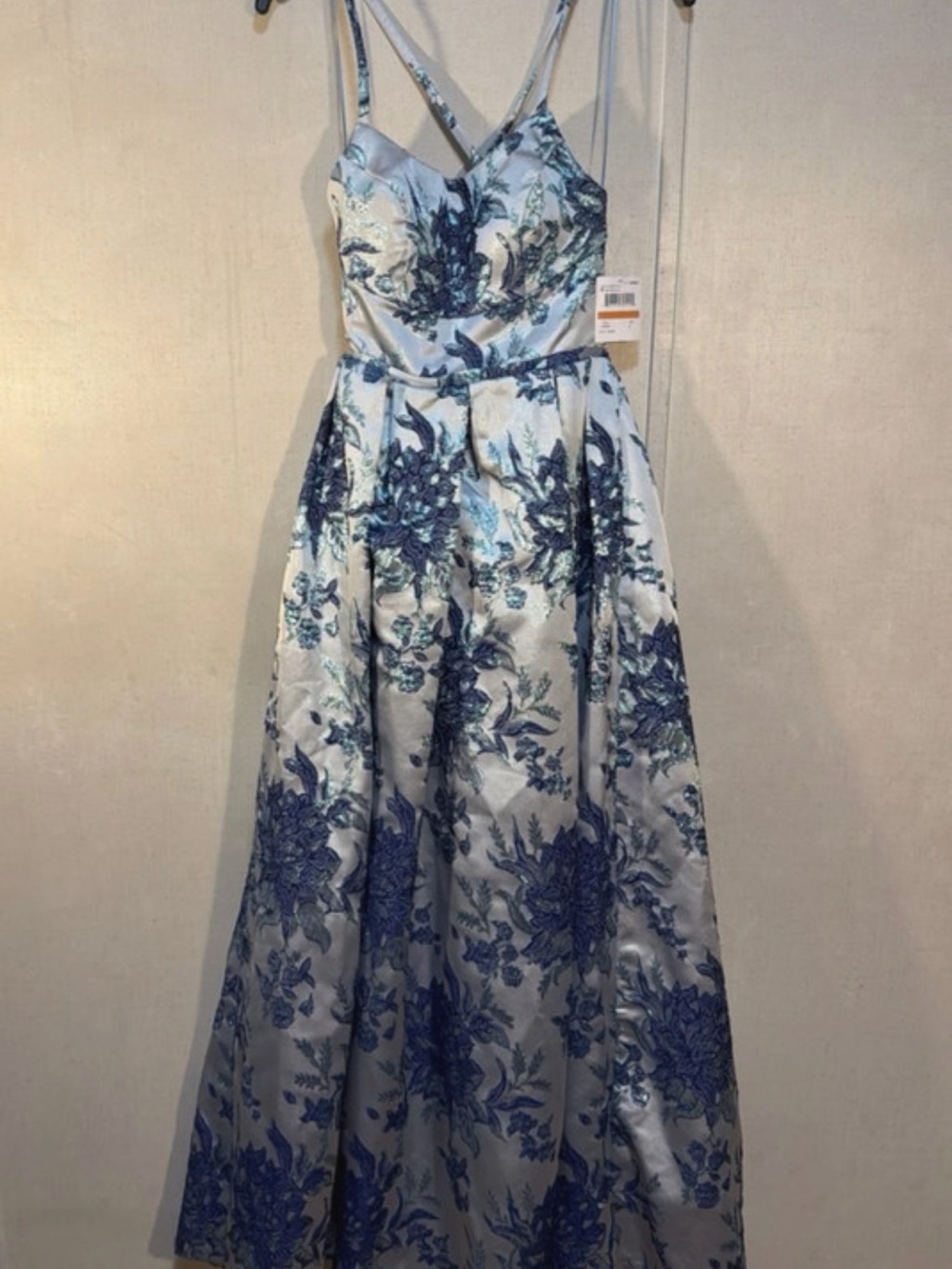 Morgan & Co. Silver and Blue Floral Jacquard Prom Dress